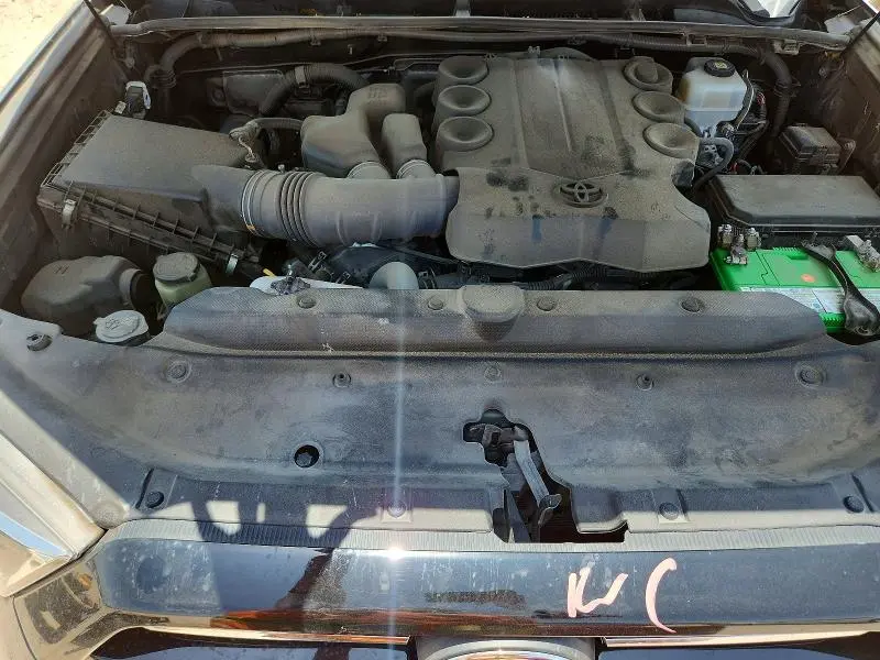 2021 TOYOTA 4RUNNER SR5  