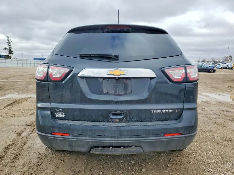 2014 CHEVROLET TRAVERSE LT  