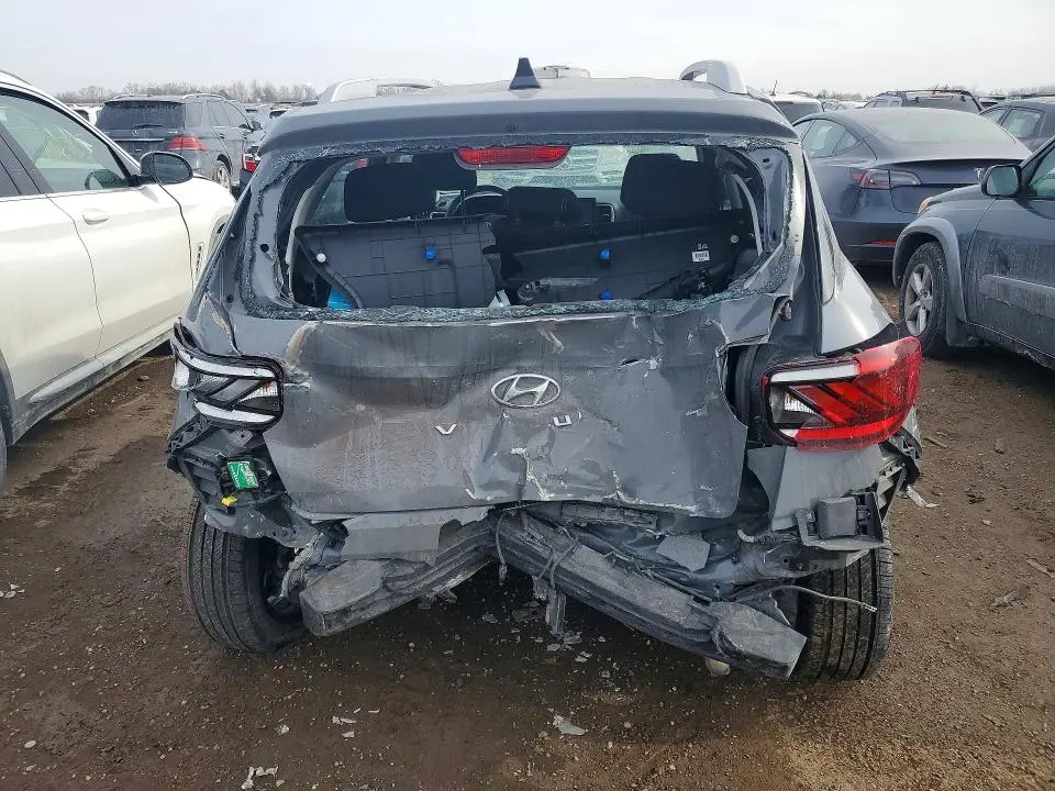 2022 HYUNDAI VENUE SEL  