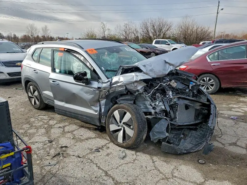 2024 VOLKSWAGEN TAOS S  