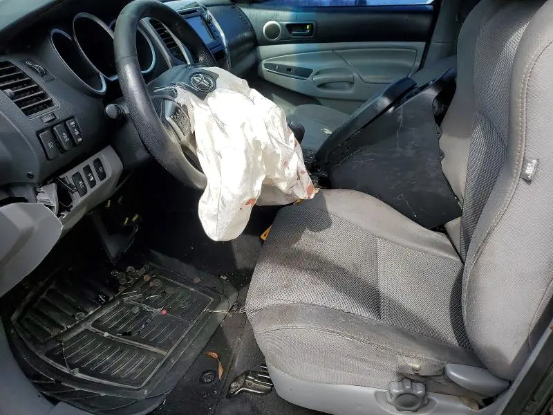 2013 TOYOTA TACOMA V6  