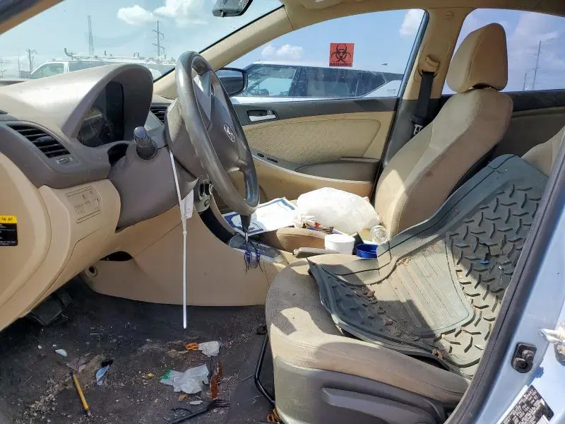 2014 HYUNDAI ACCENT GLS  