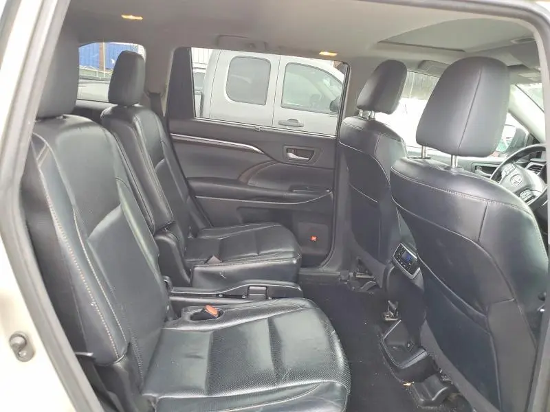 2015 TOYOTA HIGHLANDER LIMITED  