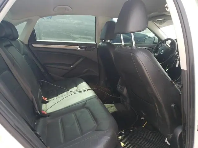 2018 VOLKSWAGEN PASSAT S  