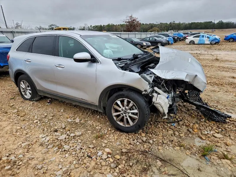 2020 KIA SORENTO S  