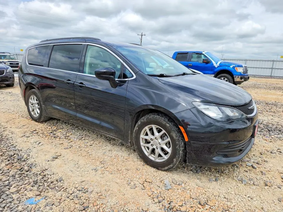 2020 CHRYSLER VOYAGER LXI  