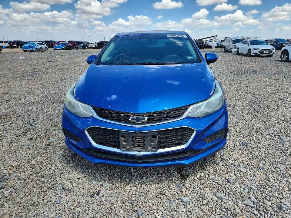 2017 CHEVROLET CRUZE LT  