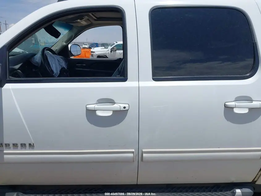 2012 CHEVROLET SUBURBAN LT