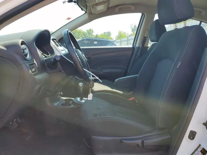 2018 NISSAN VERSA SV  