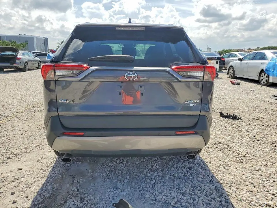 2022 TOYOTA RAV4 LIMITED  
