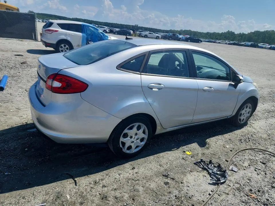 2013 FORD FIESTA SE  
