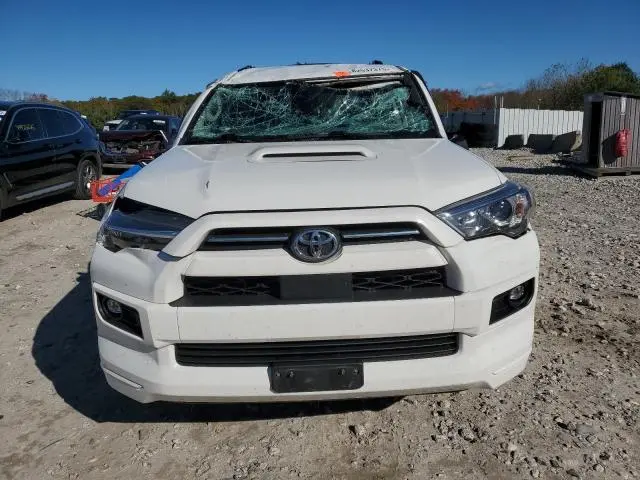 2023 TOYOTA 4RUNNER SE  