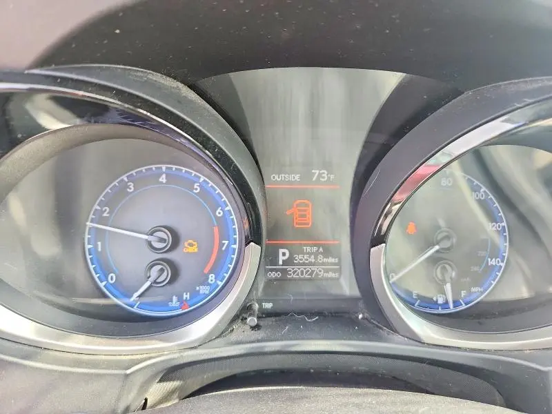 2015 TOYOTA COROLLA S  