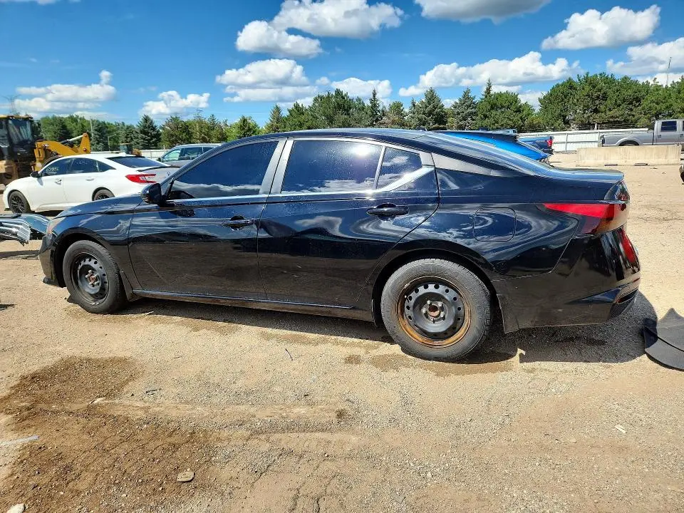 2021 NISSAN ALTIMA SR  