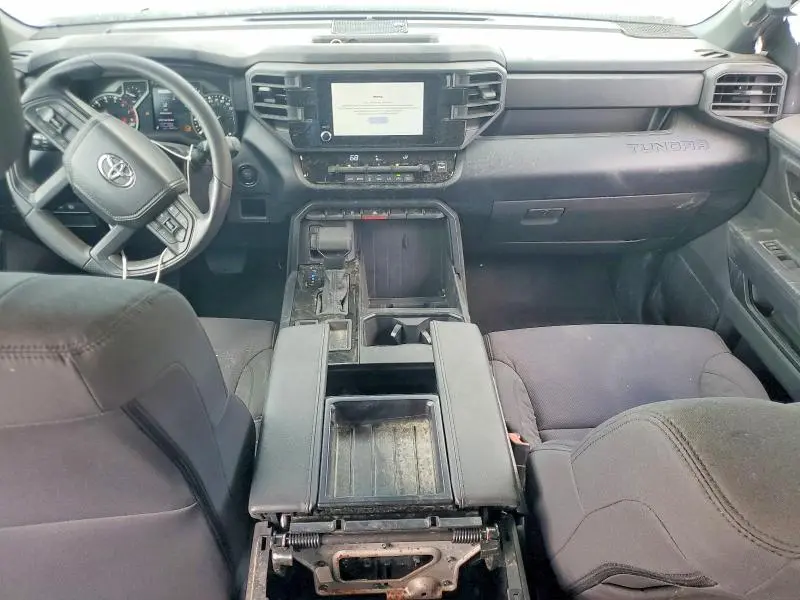 2025 TOYOTA TUNDRA SR  