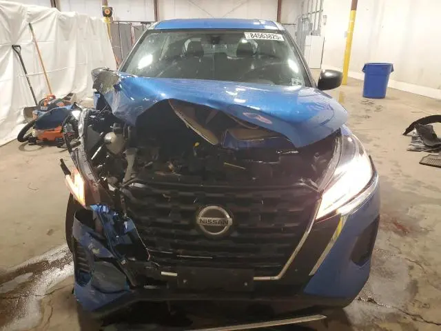 2021 NISSAN KICKS S  