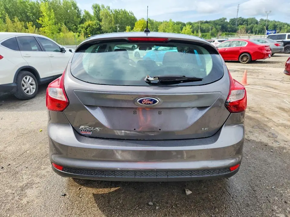 2012 FORD FOCUS SE  