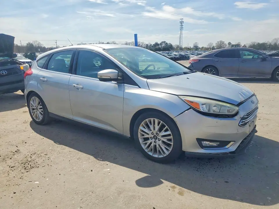 2016 FORD FOCUS TITANIUM  
