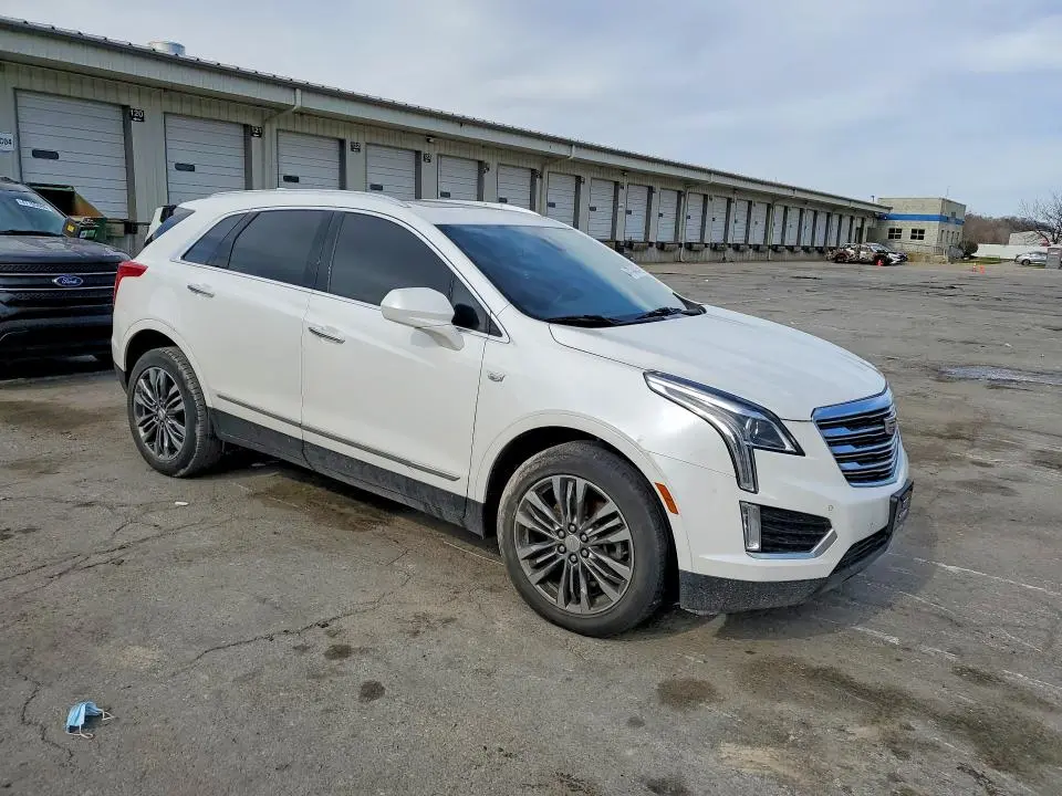 2019 CADILLAC XT5 LUXURY  