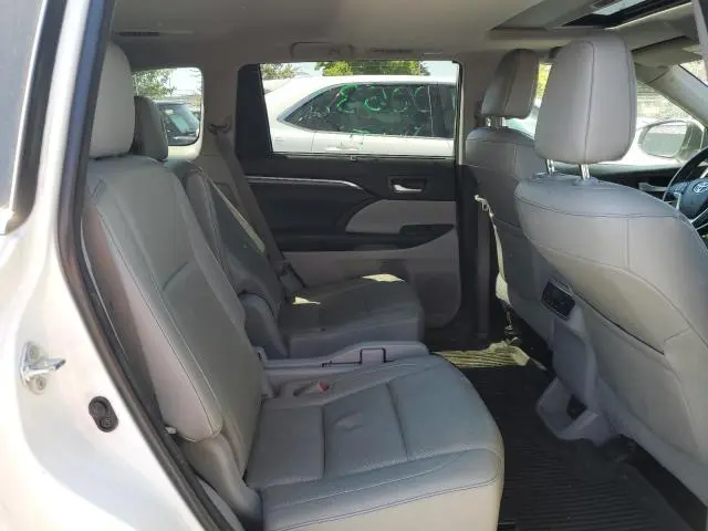 2017 TOYOTA HIGHLANDER LIMITED  