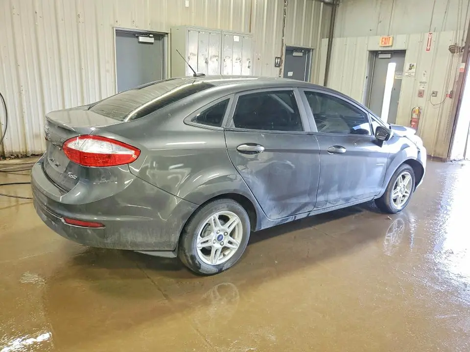 2019 FORD FIESTA SE  
