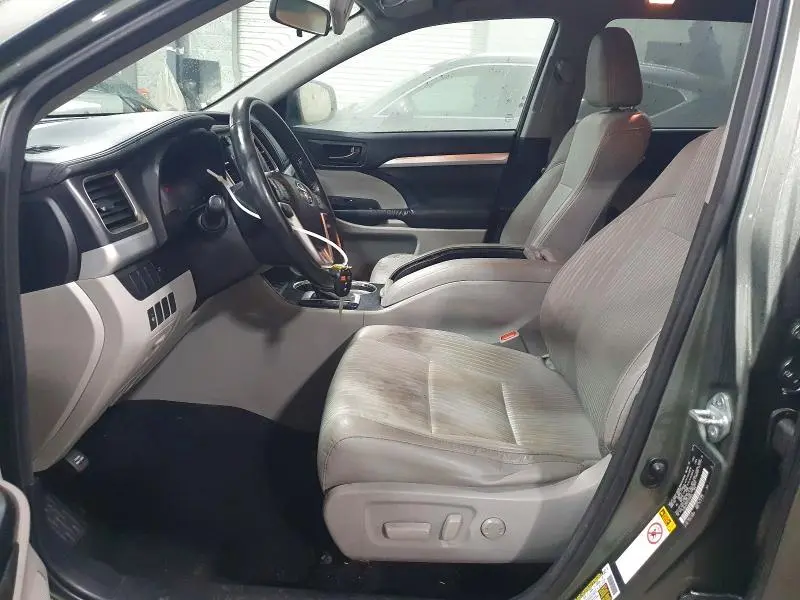 2015 TOYOTA HIGHLANDER   