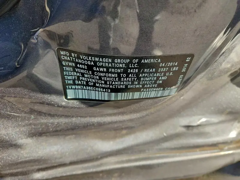 2014 VOLKSWAGEN PASSAT SE  