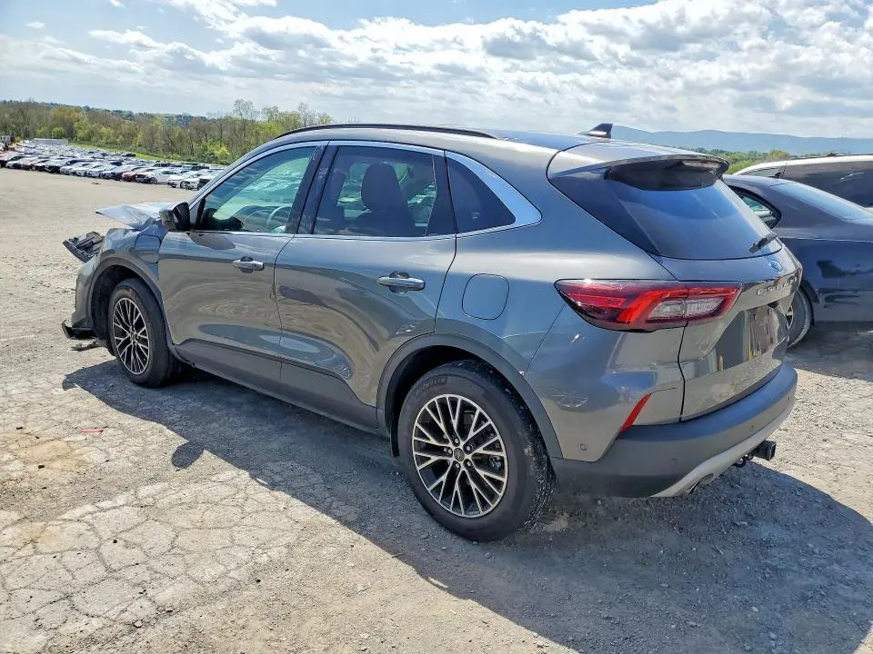 2023 FORD ESCAPE   