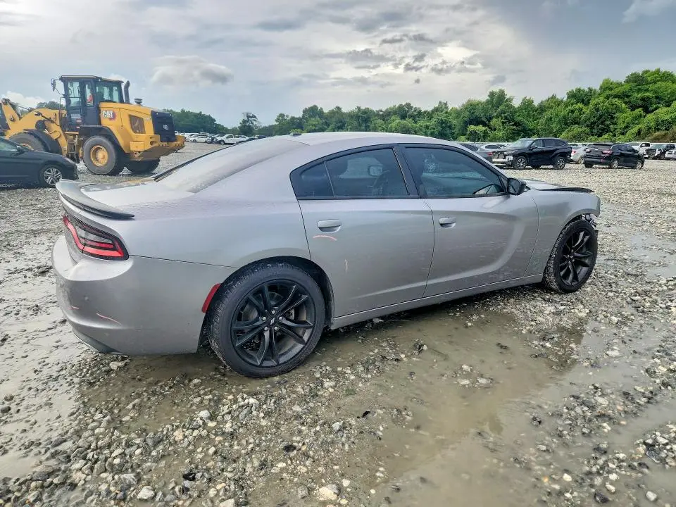 2018 DODGE CHARGER SXT  