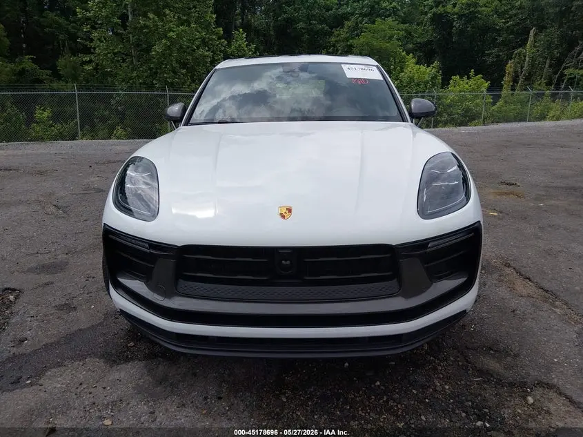 2025 PORSCHE MACAN T