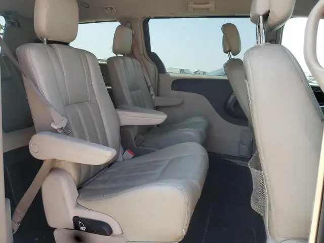 2013 CHRYSLER TOWN & COUNTRY TOURING  