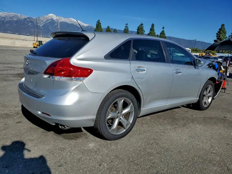 2013 TOYOTA VENZA LE  