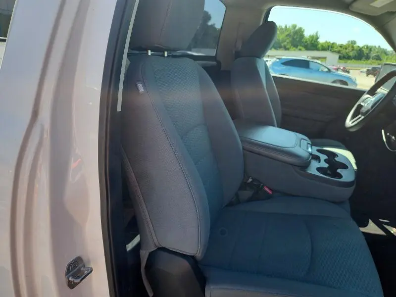 2014 RAM 1500 ST  