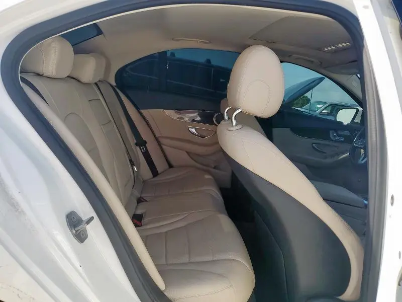 2019 MERCEDES-BENZ C 300  