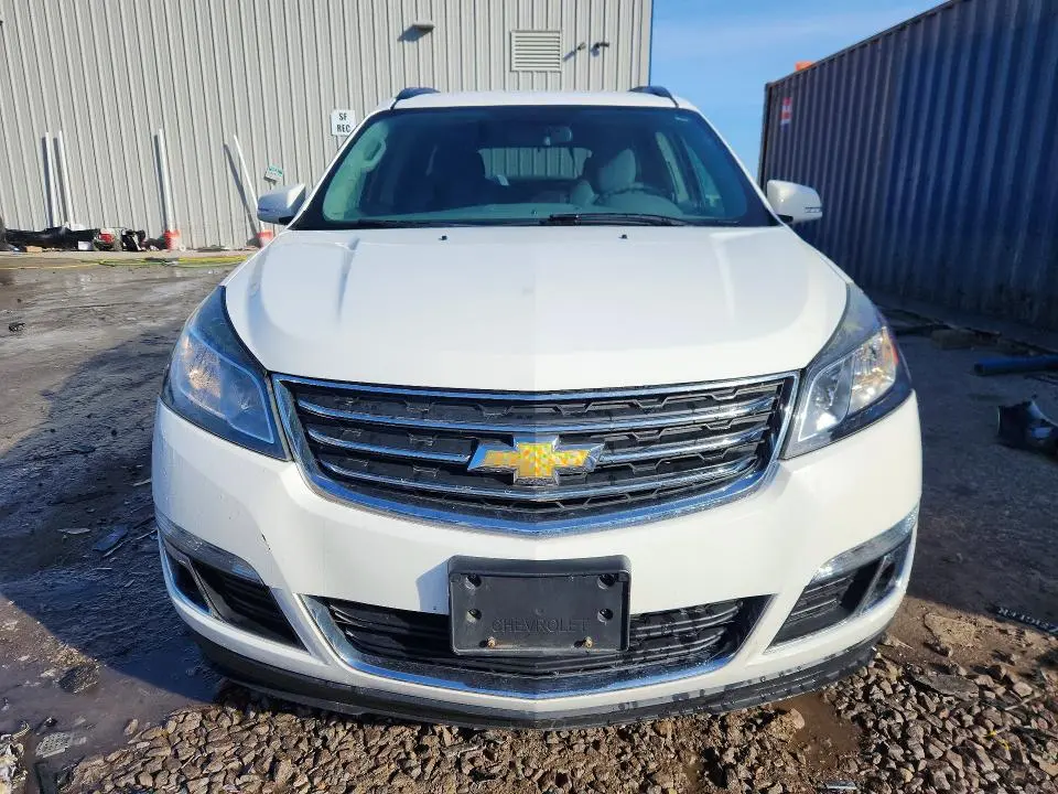 2015 CHEVROLET TRAVERSE LT  