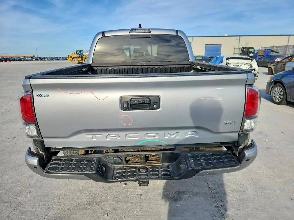 2022 TOYOTA TACOMA TRD OFF-ROAD  