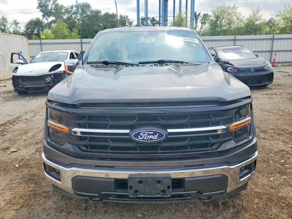 2024 FORD F150 XLT  