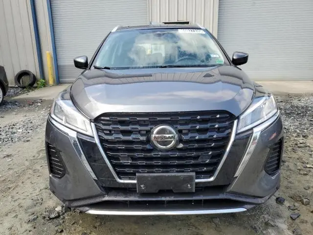 2021 NISSAN KICKS SV  