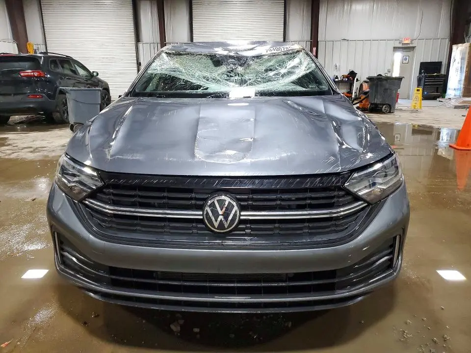 2024 VOLKSWAGEN JETTA SPORT  