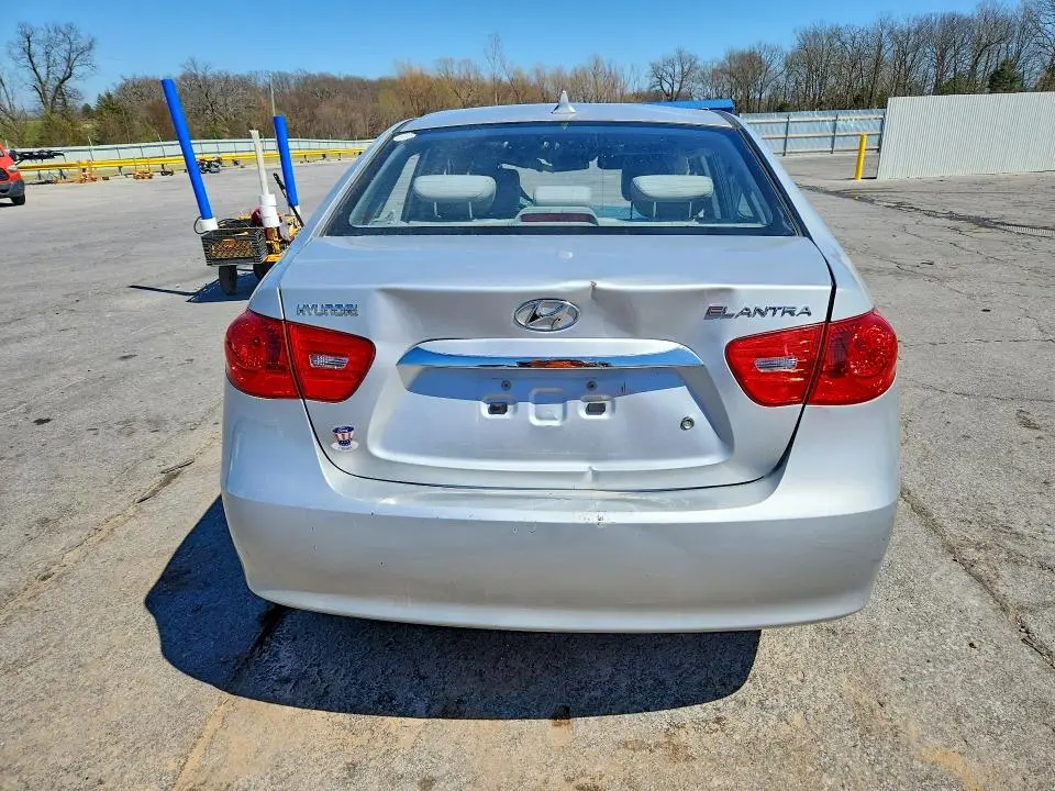 2010 HYUNDAI ELANTRA GLS  