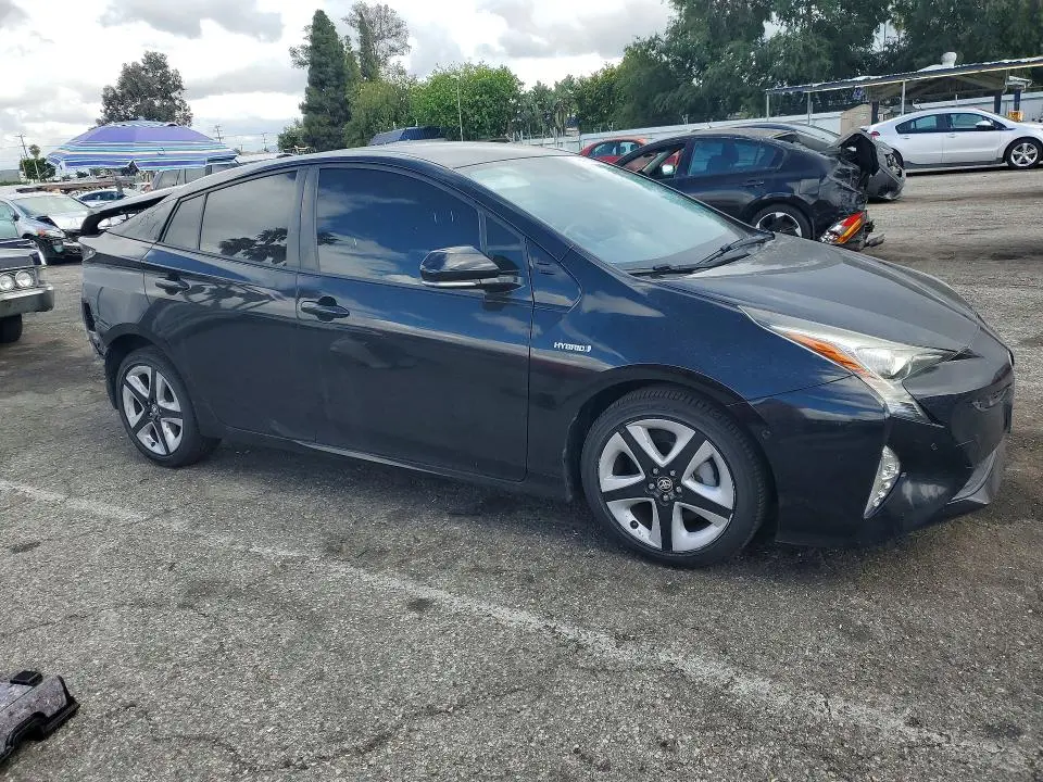2017 TOYOTA PRIUS FOUR TOURING  