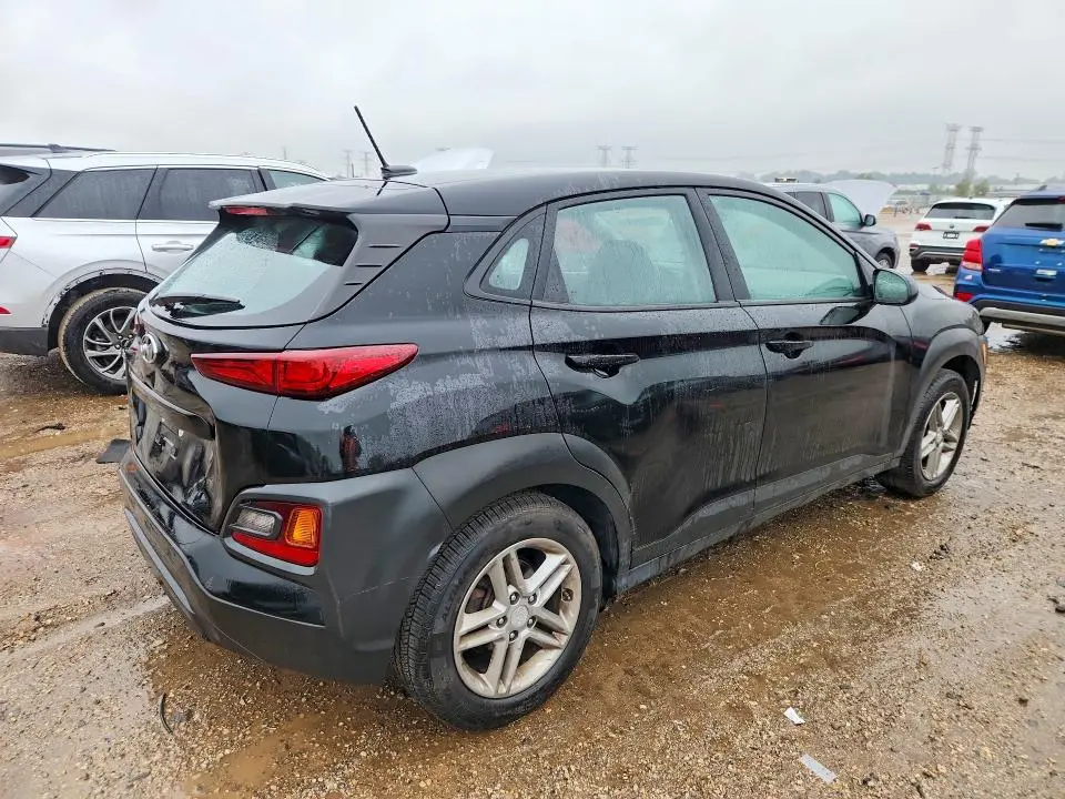 2020 HYUNDAI KONA SE  