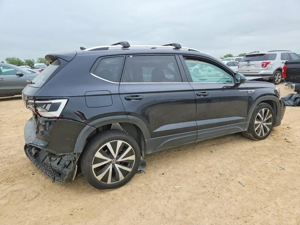 2024 VOLKSWAGEN TAOS SE  