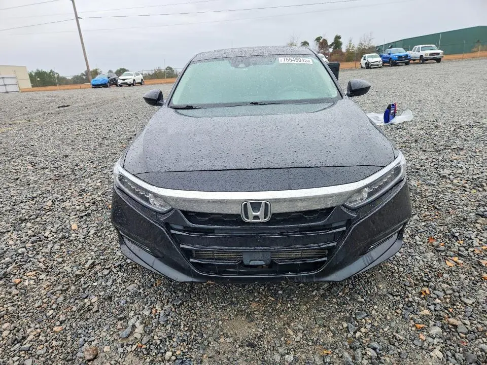 2019 HONDA ACCORD EX  