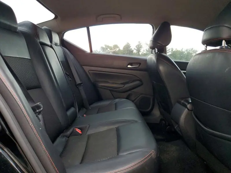 2023 NISSAN ALTIMA SR  