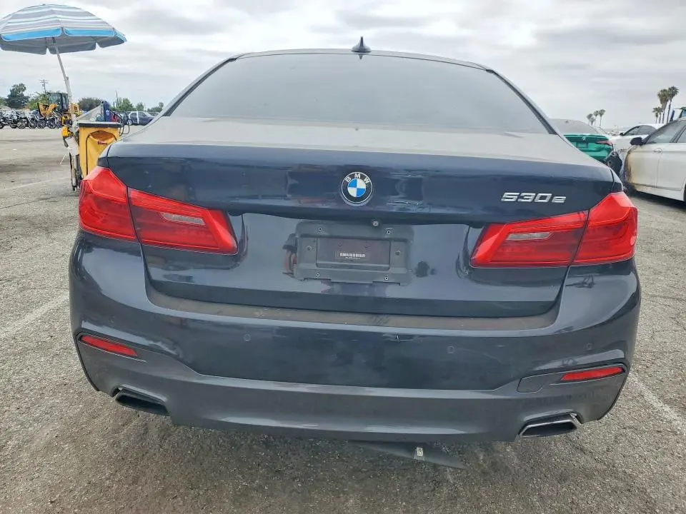 2018 BMW 530E   