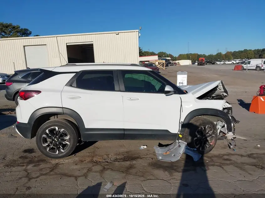 2021 CHEVROLET TRAILBLAZER FWD LT