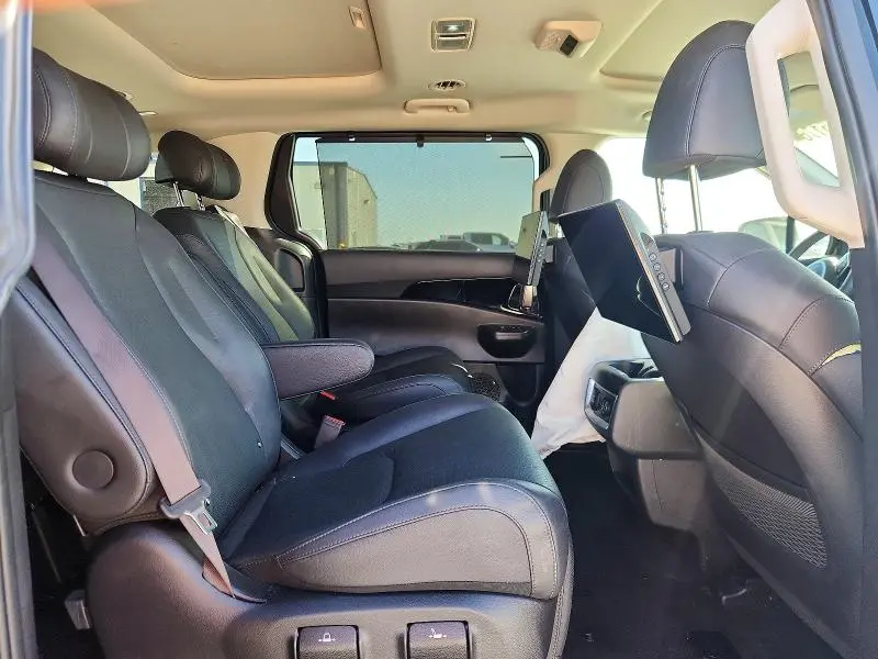 2025 KIA CARNIVAL SX PRESTIGE  