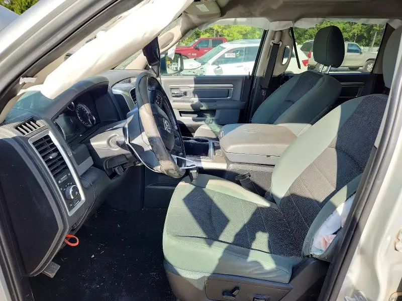 2015 RAM 1500 SLT  