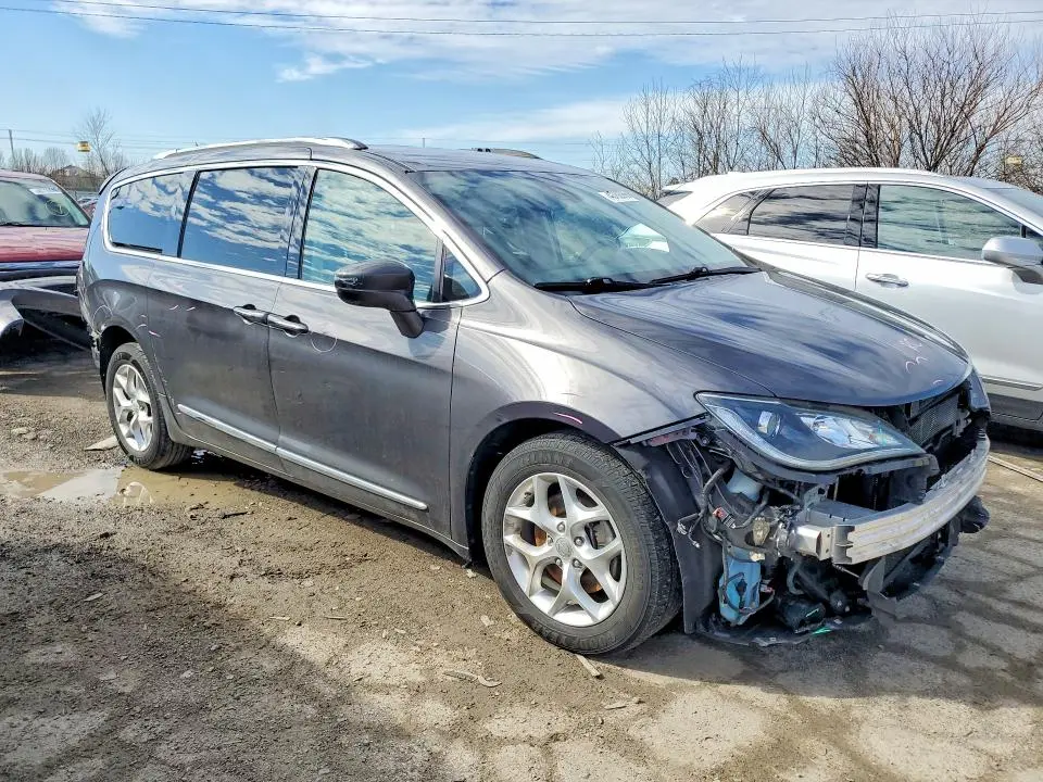 2017 CHRYSLER PACIFICA TOURING L PLUS  